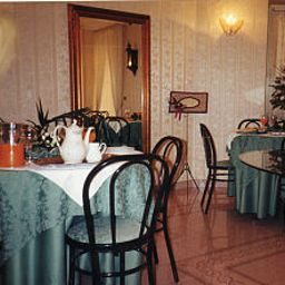 Sala de desayuno Elyse Fotos