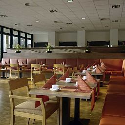Frühstücksraum im Restaurant Overnight Tagungshotel im ABZ Fotos