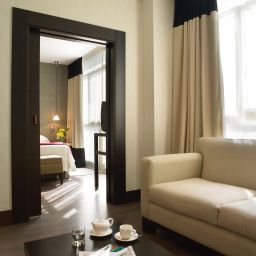 Suite NH CENTRAL CONVENCIONES Fotos