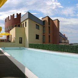 Piscina Il Castelletto Fotos