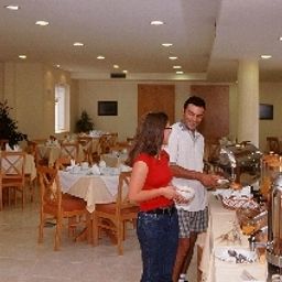 Breakfast room Euro Moniz Fotos