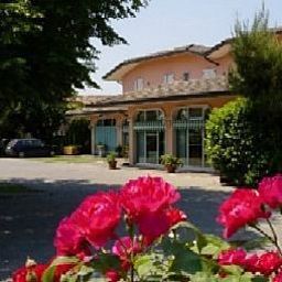 Widok zewnętrzny Alla Campagna Flowers Hotel Fotos