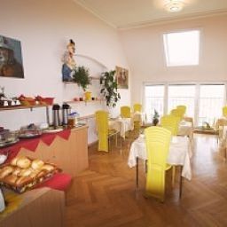 Sala colazione Arta Pension Fotos