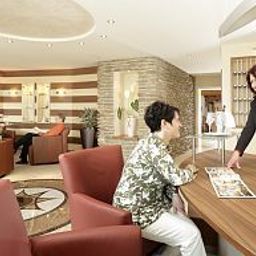 Ресепшен Förch Kur- und Wellnesshotel Fotos