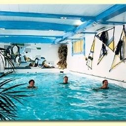 Бассейн Förch Kur- und Wellnesshotel Fotos