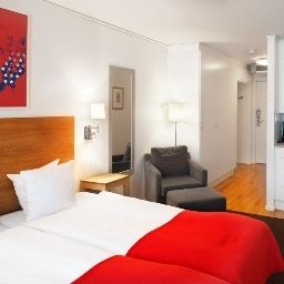 Room StayAt Stockholm Kista Fotos