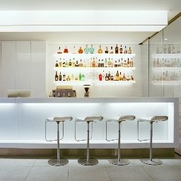 Bar The Pure Fotos