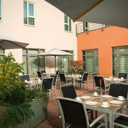 Terrasse NH Nürnberg City Fotos