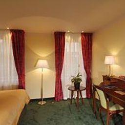 Room Jeleni Dvur Fotos