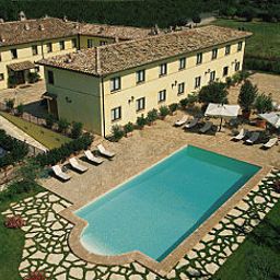 Exterior view Relais dell`Olmo Fotos