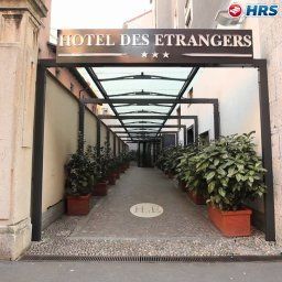 Vista exterior Des Etrangers Fotos