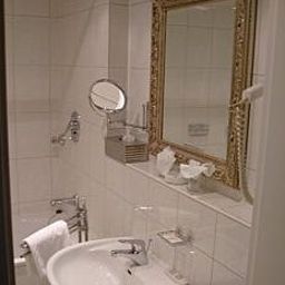 Cuarto de baño Altstadthotel St. Georg Fotos