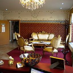 Hall Zum Ritter Fotos
