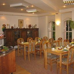 Salle du petit-déjeuner Bruy Domicil Fotos