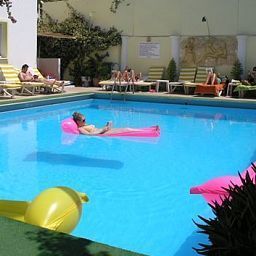 Pool Kavala Studio Fotos