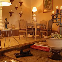 Vista all'interno Hameau des Baux Chateaux et Hotels Collection Fotos