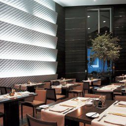 Restaurant Dubai Media City Radisson Blu Hotel Fotos