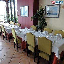 Breakfast room within restaurant Estalagem do Mar Fotos