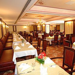 Sala de desayuno en el restaurante Taksim Gönen Otel Fotos