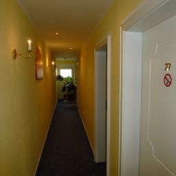  Am Bayrischen Platz Fotos