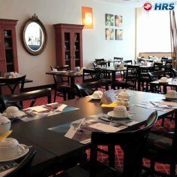 Зал для завтрака Mercure Hotel Chateau Berlin am Kurfuerstendamm Fotos