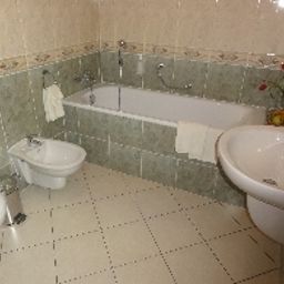 Bathroom Romanza Residence Fotos