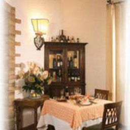 Sala colazione nel ristorante Poggio degli Olivi Fotos