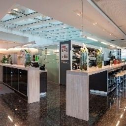 Reception Austria Trend Hotel Congress Fotos