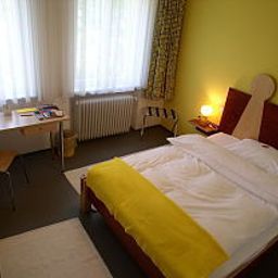 Номер Design-Hotel Vosteen im Stile der 50er + 60er Jahre Fotos