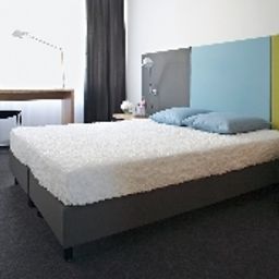 Room Otto Fotos