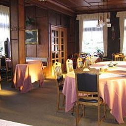 Salle du petit-déjeuner Schönsitz Garni Hotel Fotos