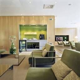 Hall AC Hotel Zizur Mayor Fotos
