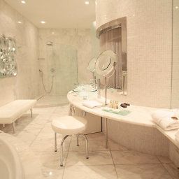 Номер Boscolo Hotel Budapest - Autograph Collection (formerly Boscolo Hotel New York) Fotos