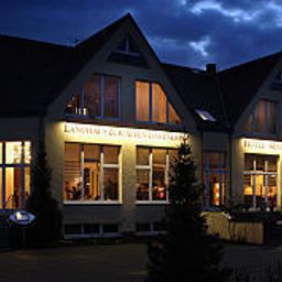 Vista exterior Zur Alten Gärtnerei Arthotel & Landhaus Fotos
