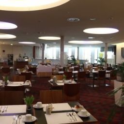  Hilton Garden Inn Stuttgart NeckarPark Fotos