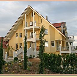 Vue extérieure Villa Toskana Bornheim Fotos