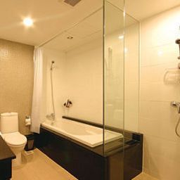 Camera da bagno FuramaXclusive Sathorn Bangkok Fotos