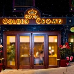 Vista exterior Golden Crown Fotos
