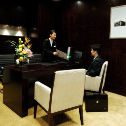 Интерьер Holiday Inn GUANGZHOU SHIFU Fotos