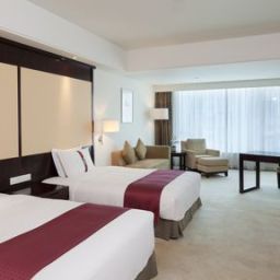 Номер Holiday Inn GUANGZHOU SHIFU Fotos