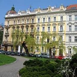Vista exterior Trinidad Prague Castle Fotos
