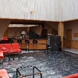 Hall Du Broliai Fotos