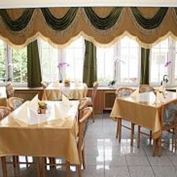 Salle du petit-déjeuner Drei Kronen Fotos