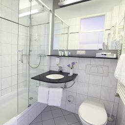 Bathroom GHOTEL hotel & living M-Nymphenburg Fotos