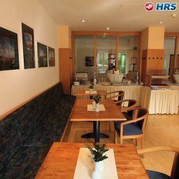 Breakfast room within restaurant Dormotel Havelland Fotos