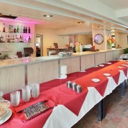 Sala colazione nel ristorante Amedia Express Fotos