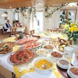 Buffet Schlickenrieder Pension Fotos