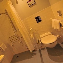 Salle de bains Ramada Financial District Fotos