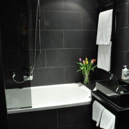 Camera da bagno La Maison Fotos