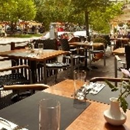 Terrace Clarion City Fotos